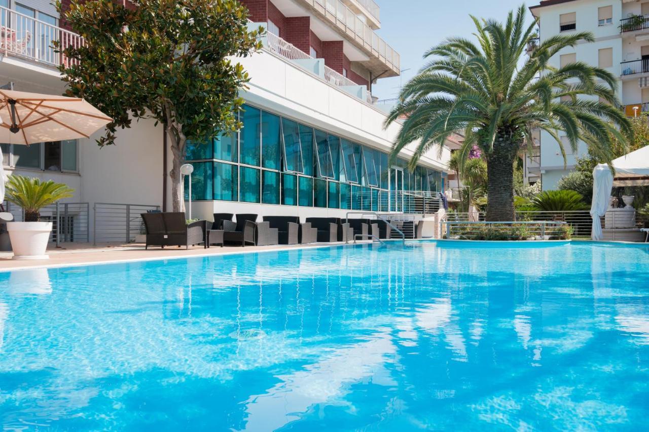 Hotel Haus Charlotte San Benedetto del Tronto Zewnętrze zdjęcie