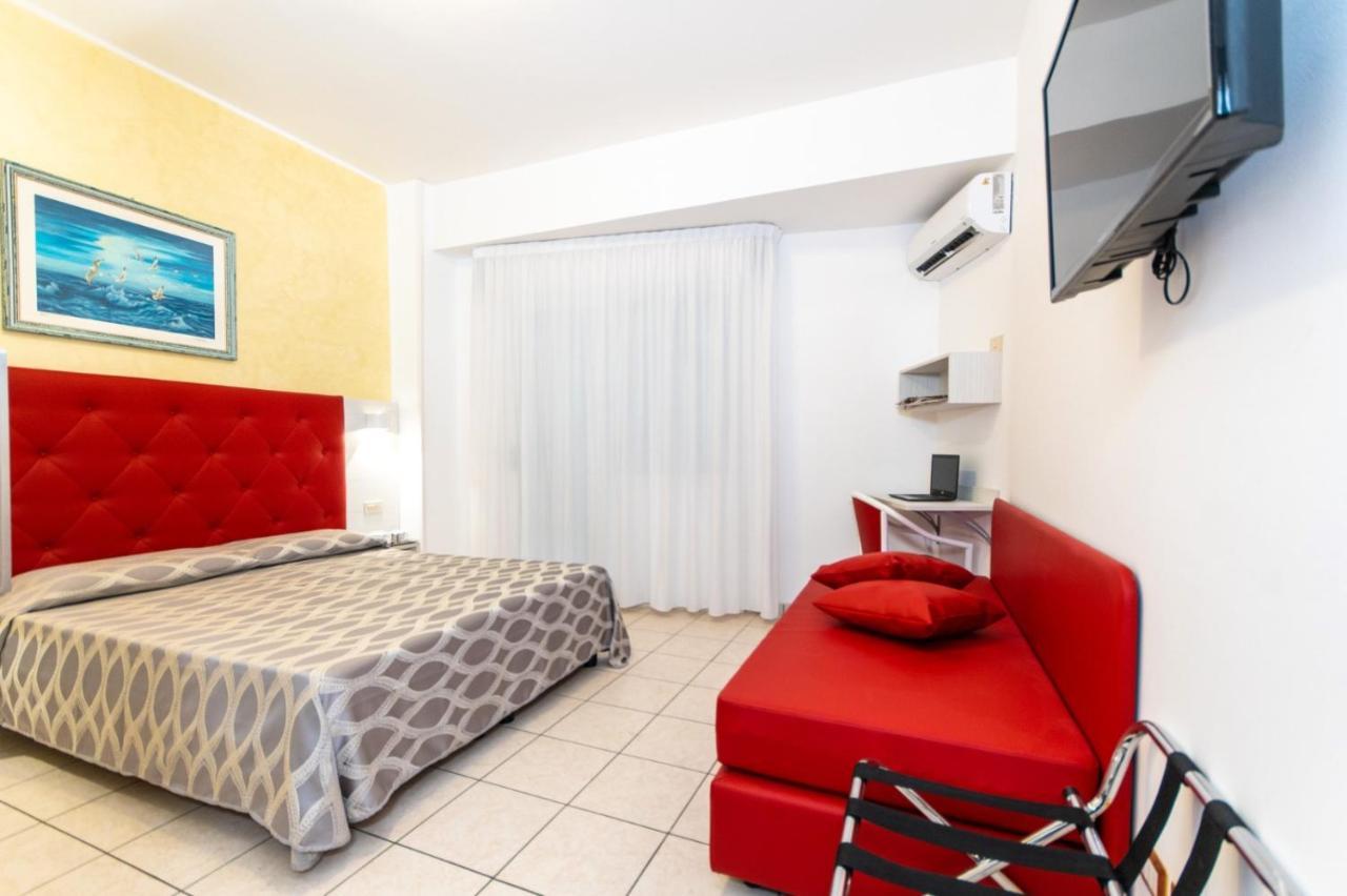 Hotel Haus Charlotte San Benedetto del Tronto Zewnętrze zdjęcie